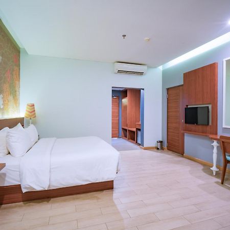 Manado Tateli Resort And Convention Экстерьер фото