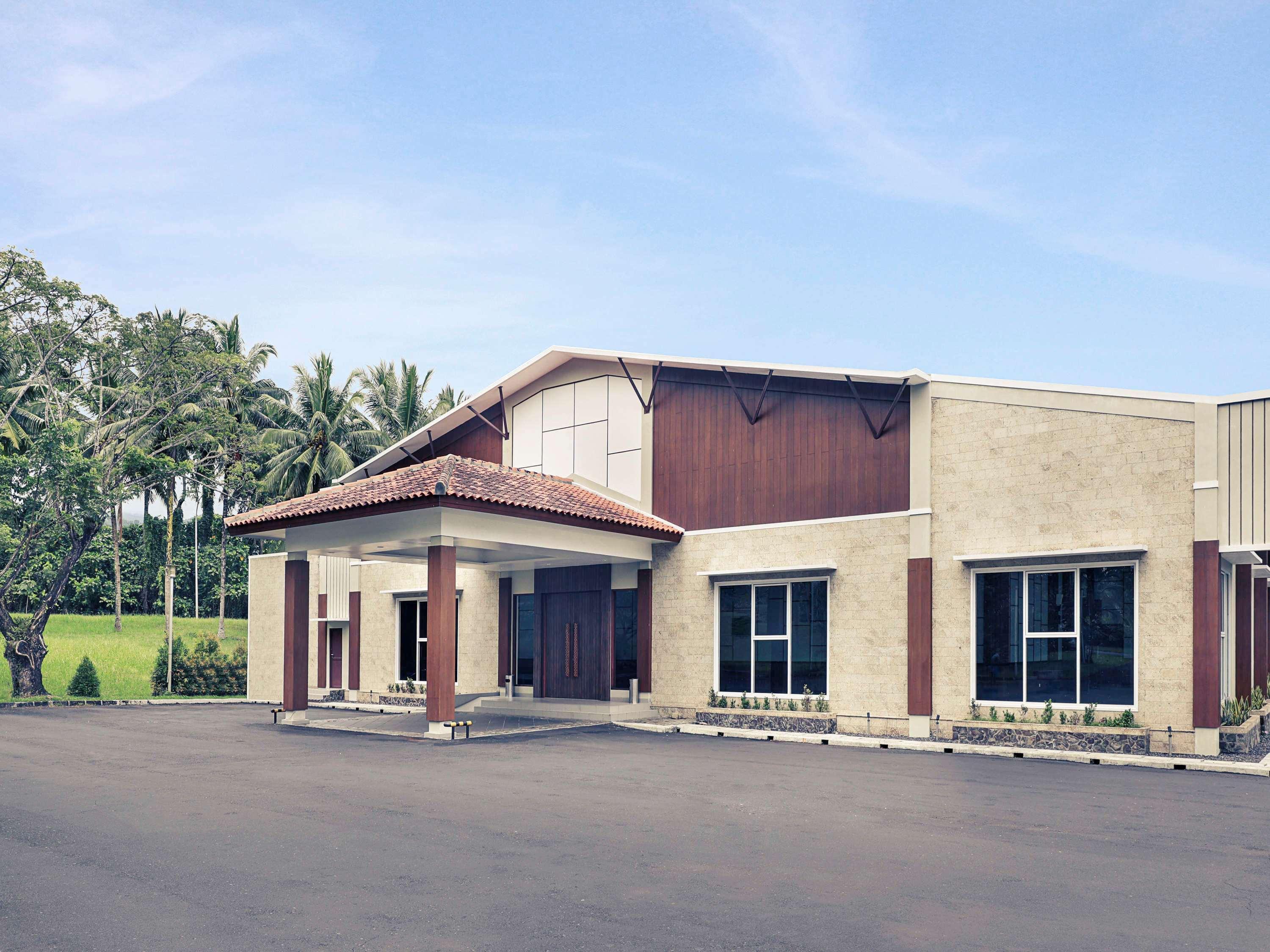Manado Tateli Resort And Convention Экстерьер фото